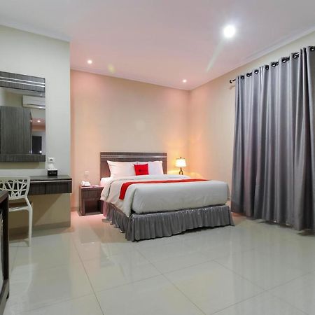 Reddoorz Plus Syariah @ Jalan Sriwijaya Medan Luaran gambar