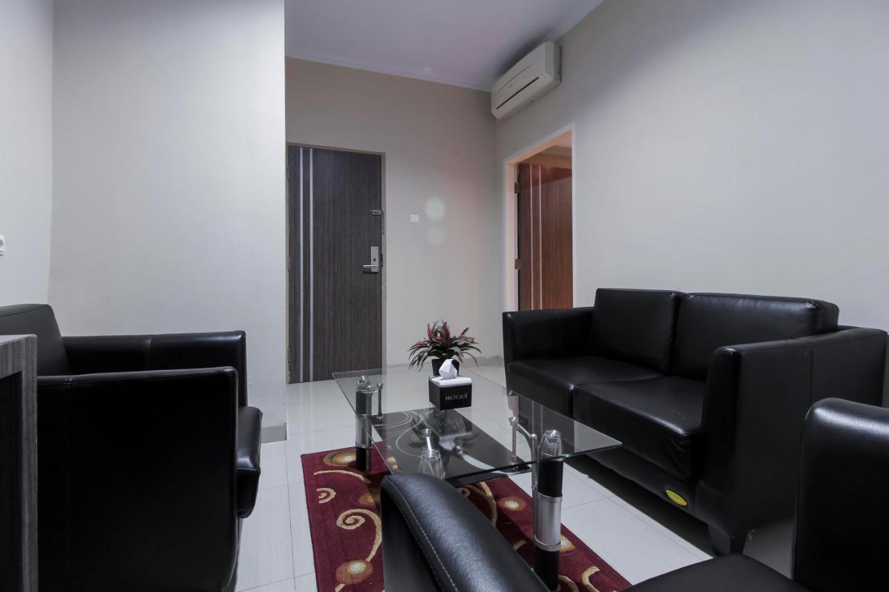 Reddoorz Plus Syariah @ Jalan Sriwijaya Medan Luaran gambar